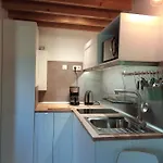 Duplex L'ecole Buissonniere 住宿加早餐酒店 Trouville-la-Haule