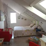 Duplex L'ecole Buissonniere 住宿加早餐酒店