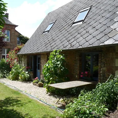 Duplex L'ecole Buissonniere 住宿加早餐酒店 Trouville-la-Haule
