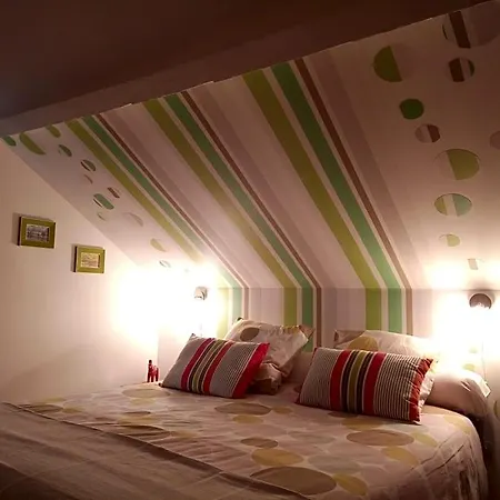 לינה וארוחת בוקר Duplex L'ecole Buissonniere